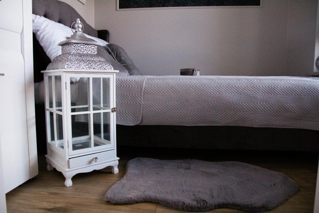 Apartament W Centrum-Garaz Kielce Ngoại thất bức ảnh